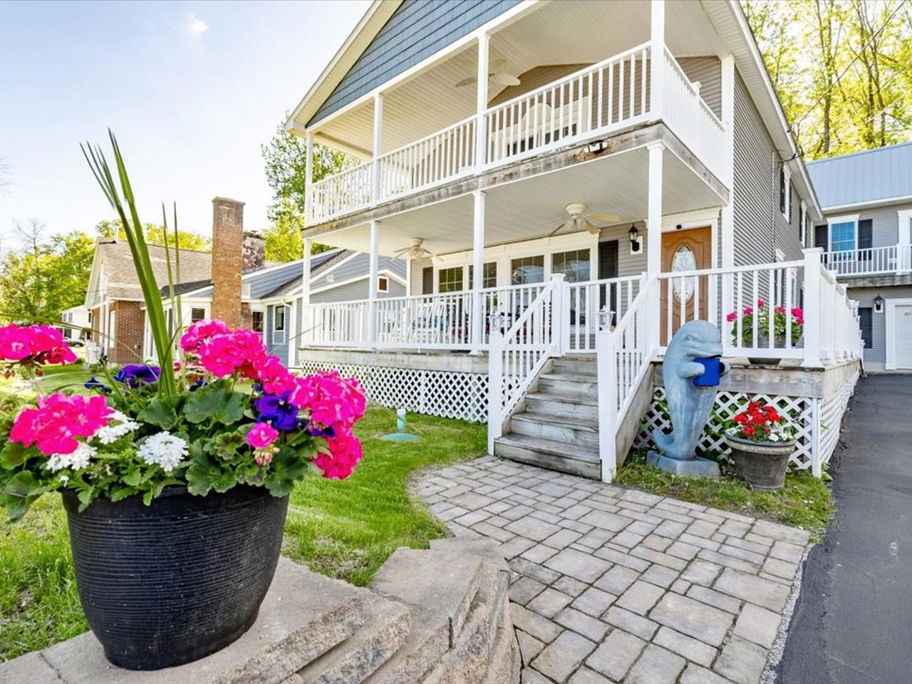 450 Hathaway Point Road