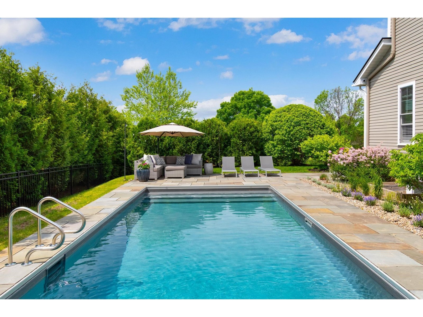451 Golf Course Road