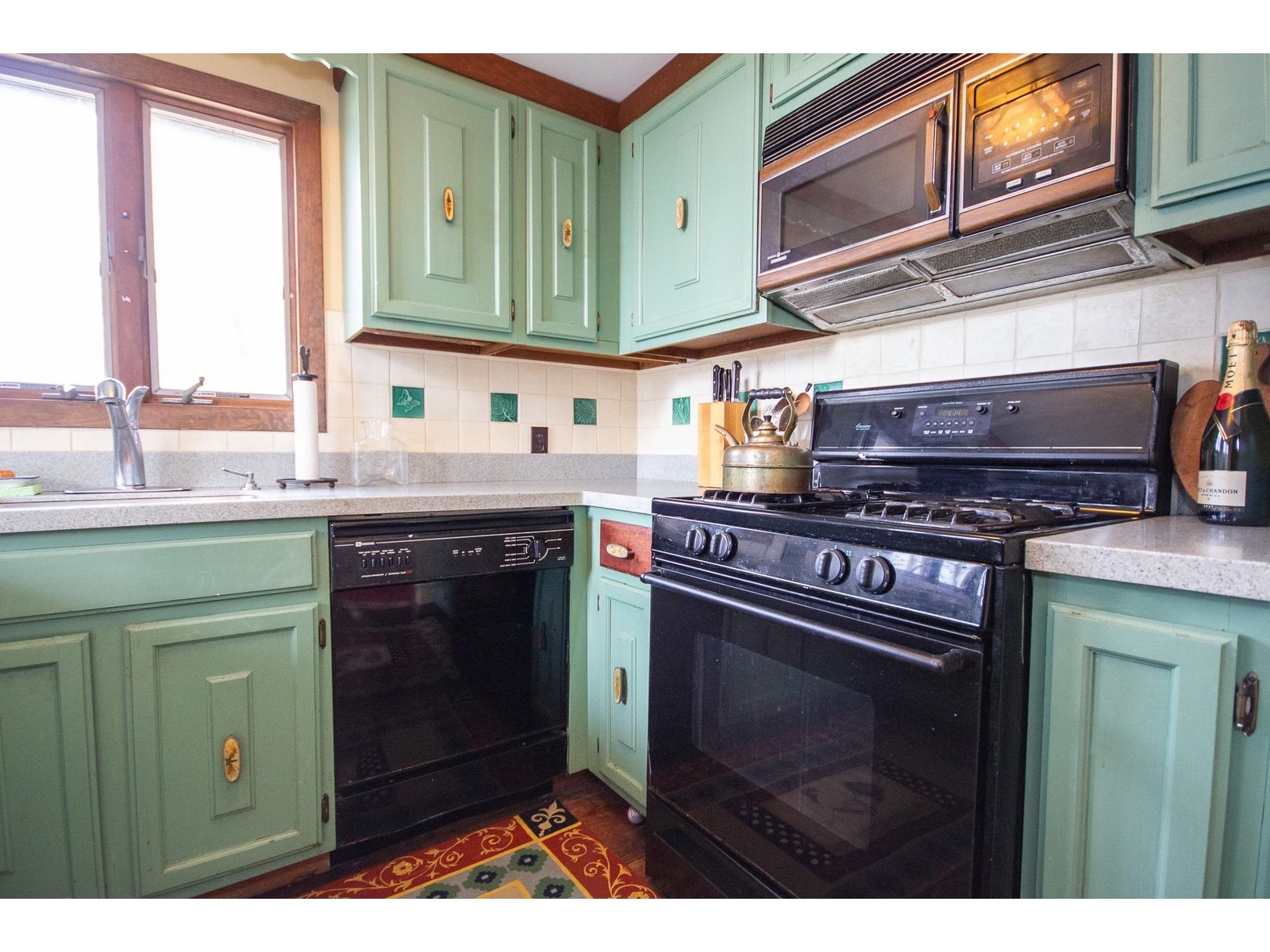 454 Edwin's Pond Road