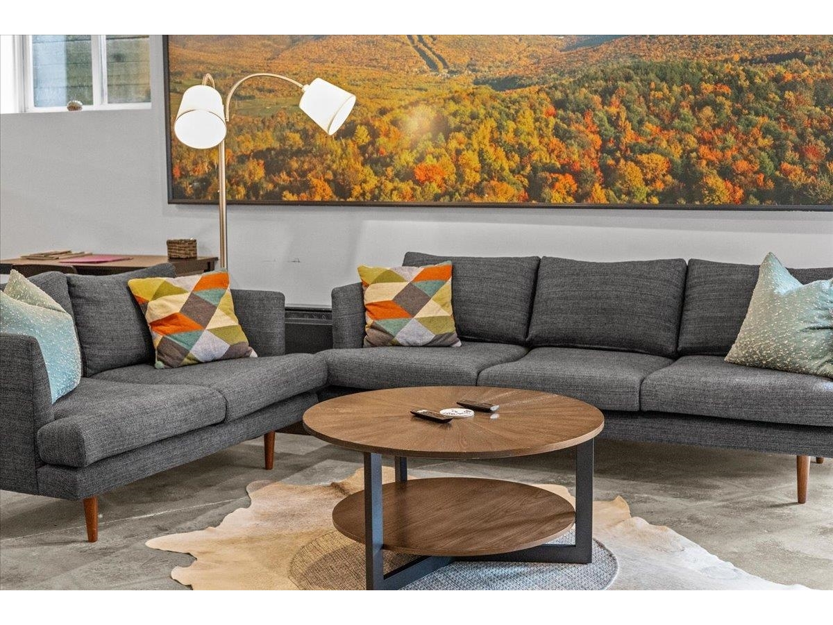 454 Mountain Road, Unit 8