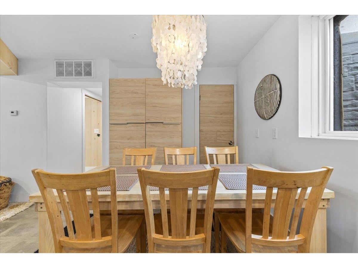 454 Mountain Road, Unit 8
