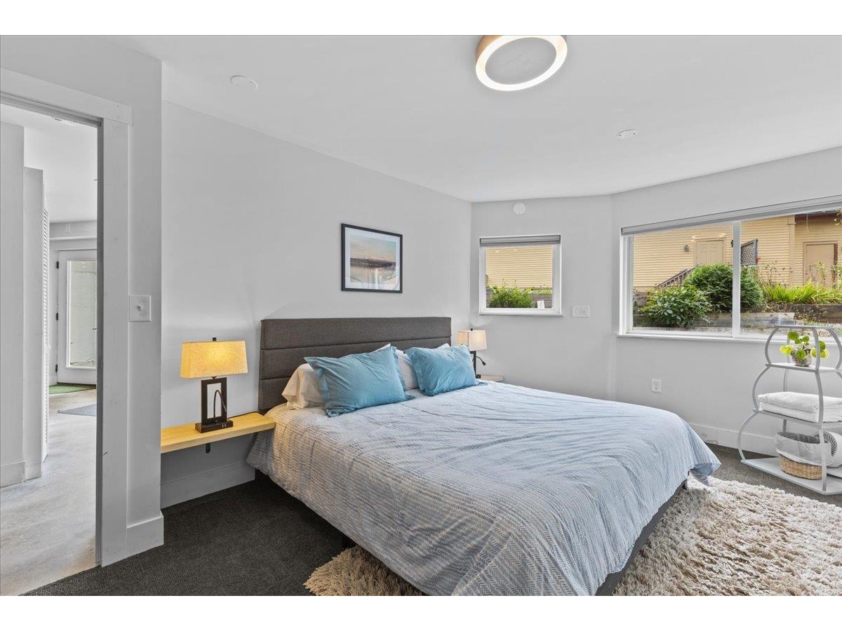 454 Mountain Road, Unit 8