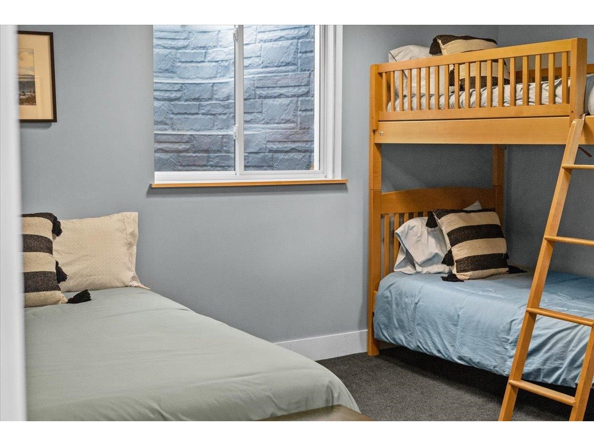 454 Mountain Road, Unit 8