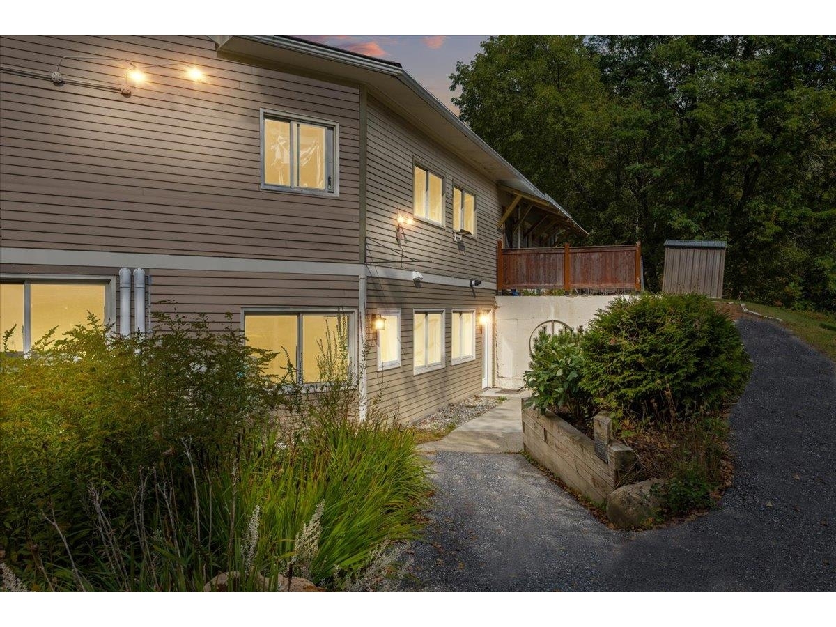 454 Mountain Road, Unit 8