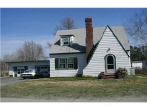 457 MAIN ST