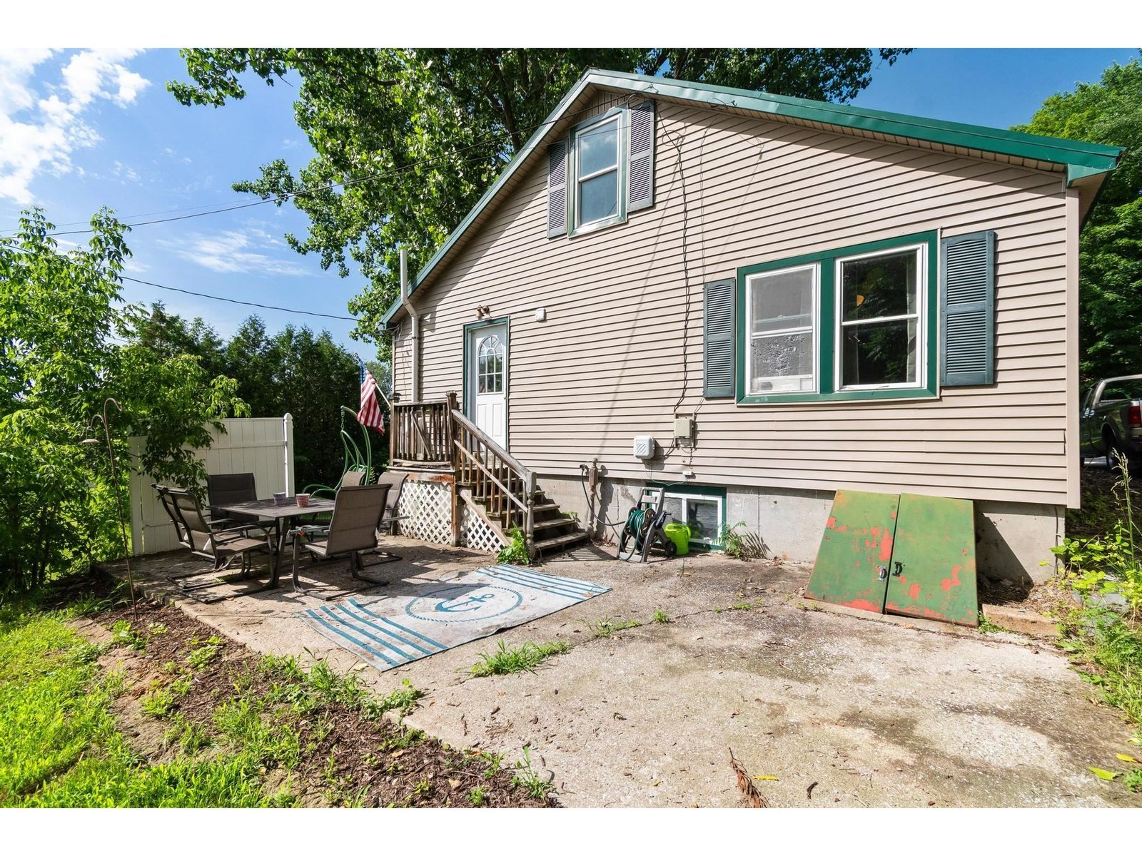 457 Patten Crosby Road