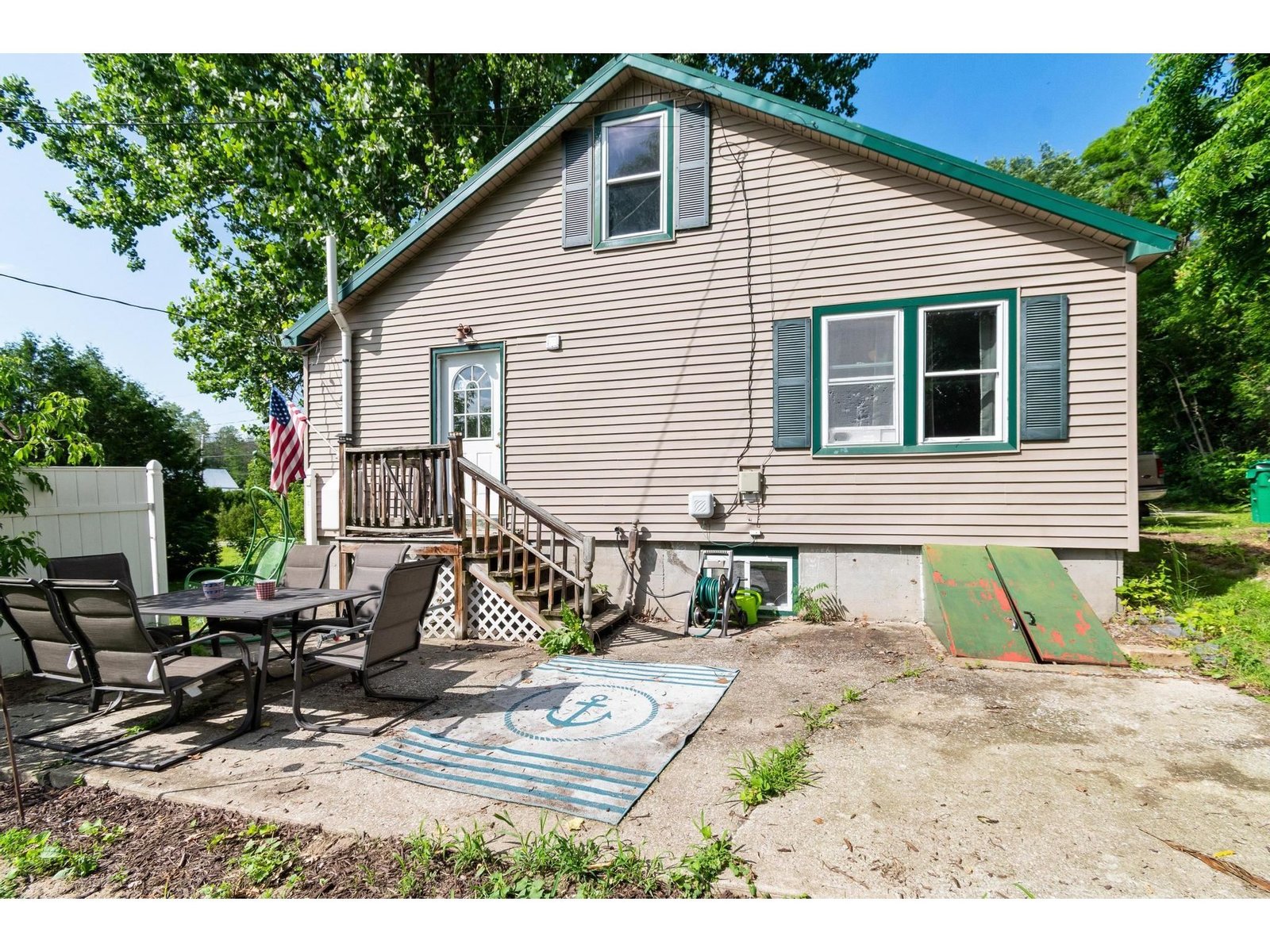 457 Patten Crosby Road