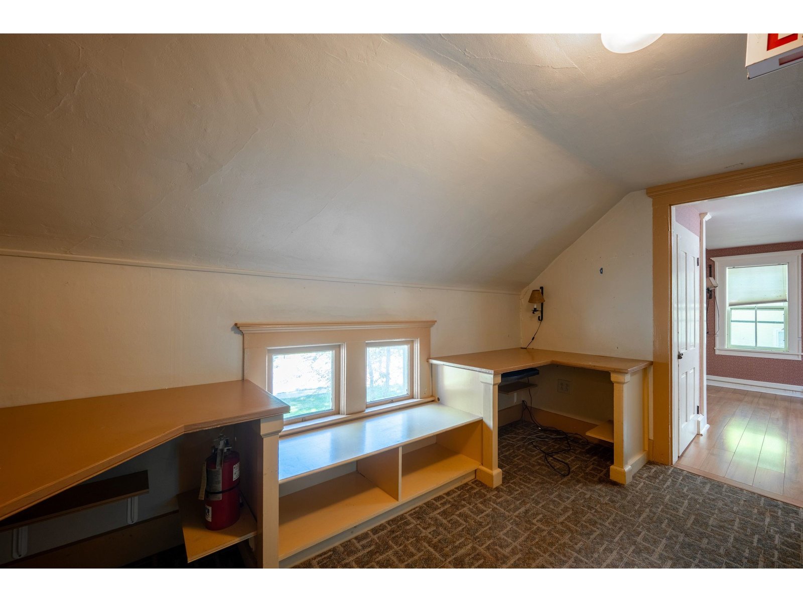 Upstairs Bedroom with Private Entrance