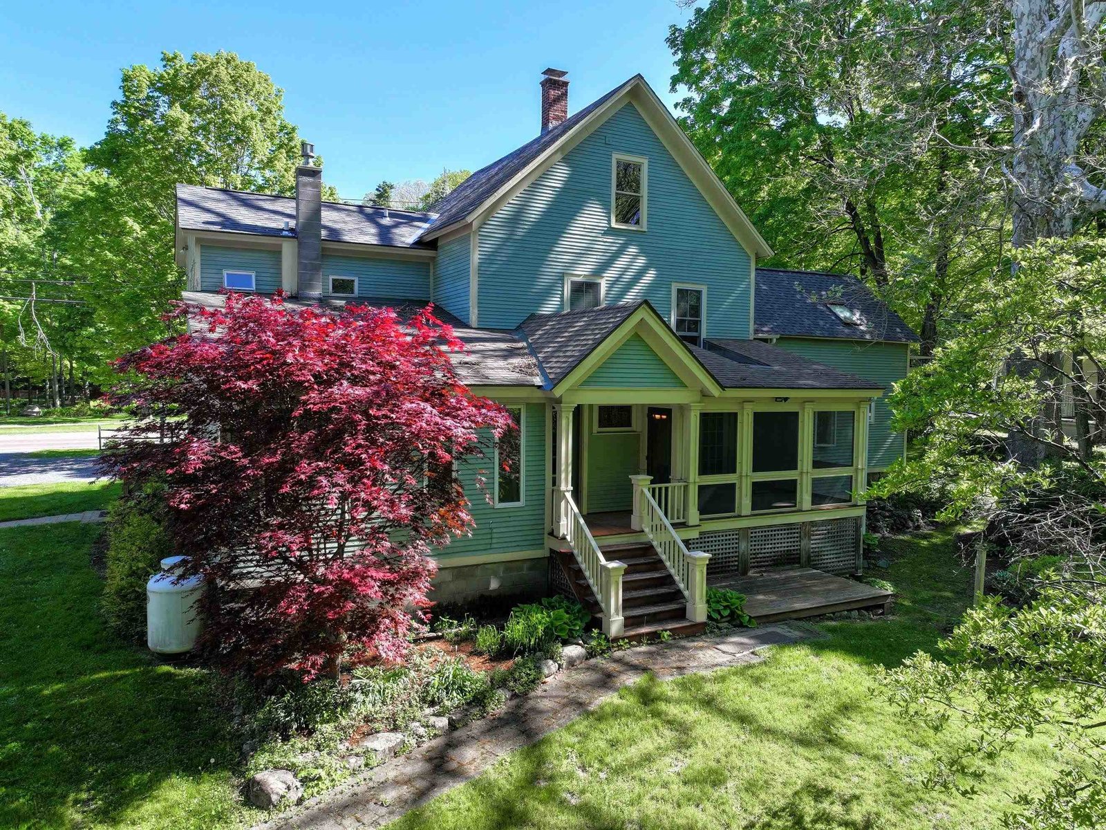 458 East Main Street