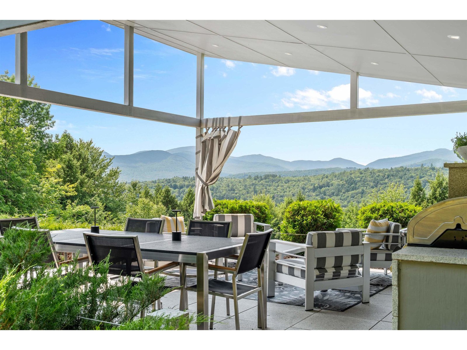 458 Old Farm Road