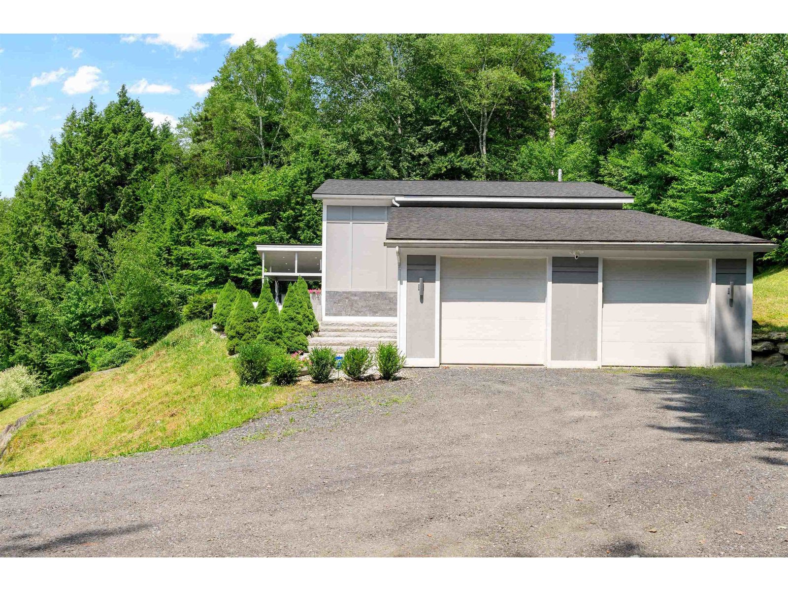 458 Old Farm Road