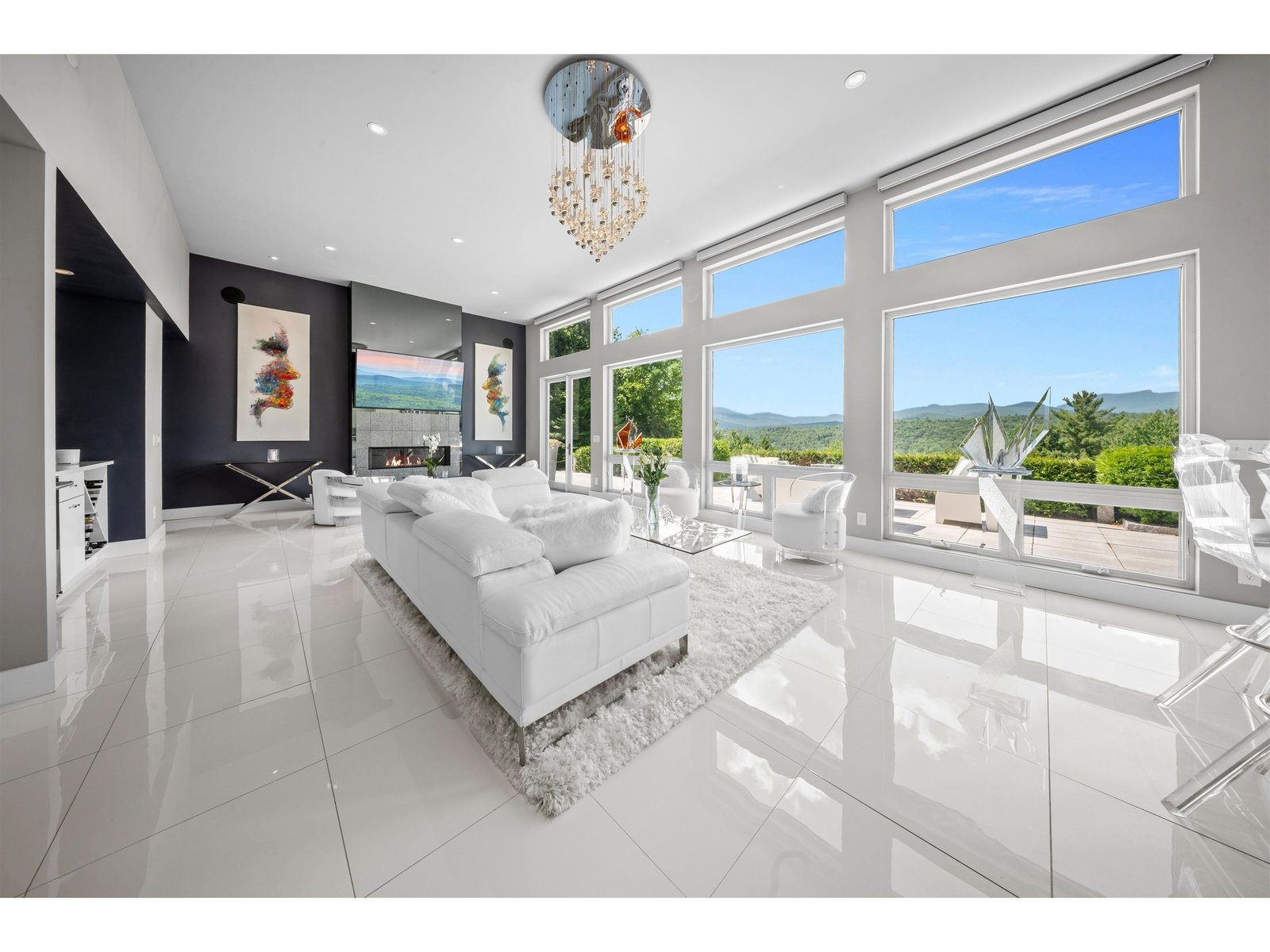 458 Old Farm Road