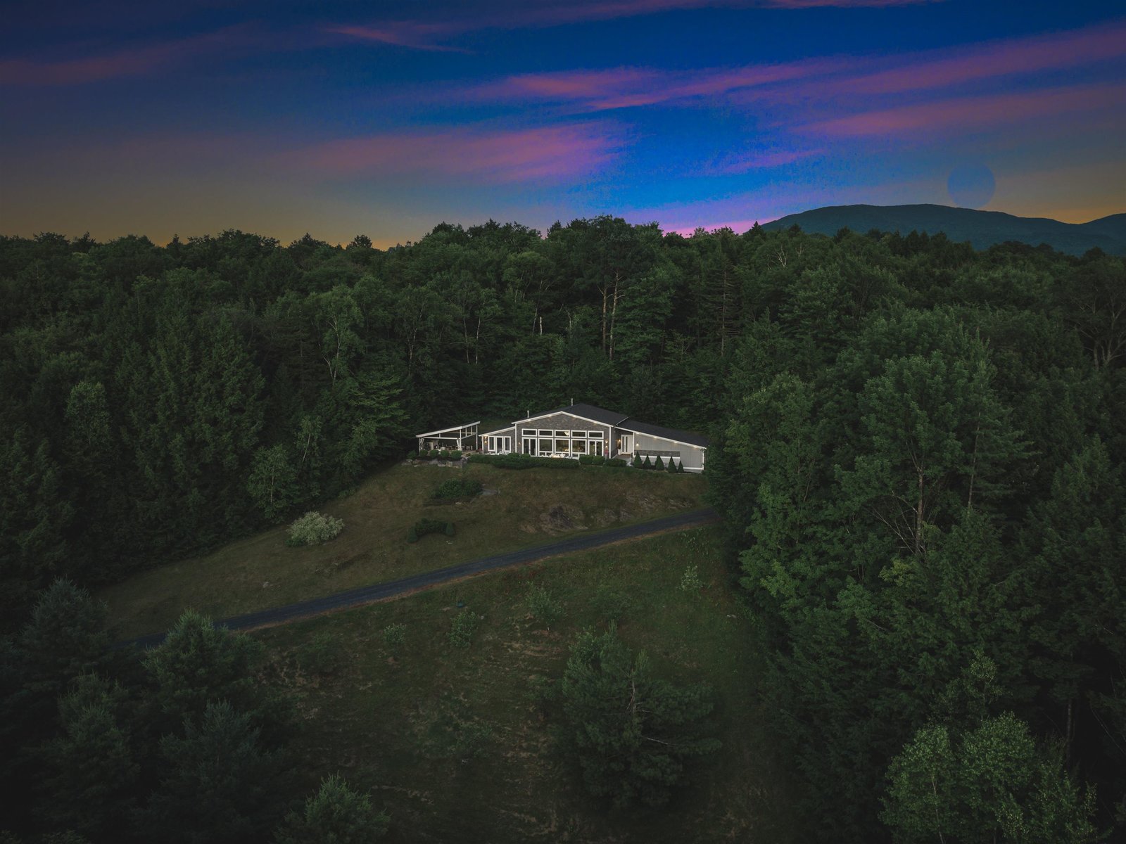 458 Old Farm Road
