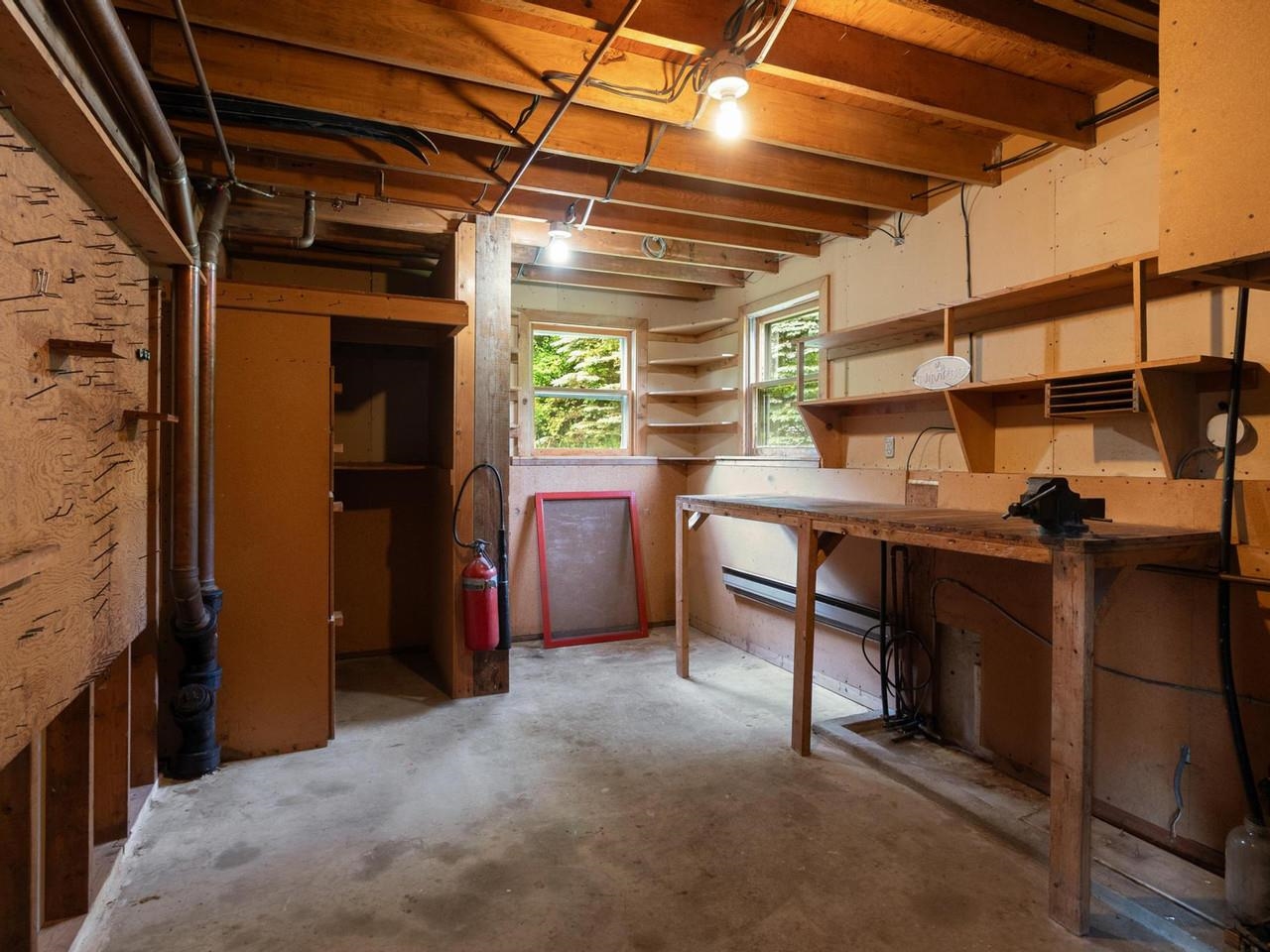 Workshop & mechanical room
