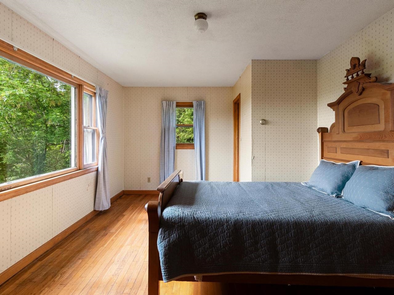 Primary bedroom suite
