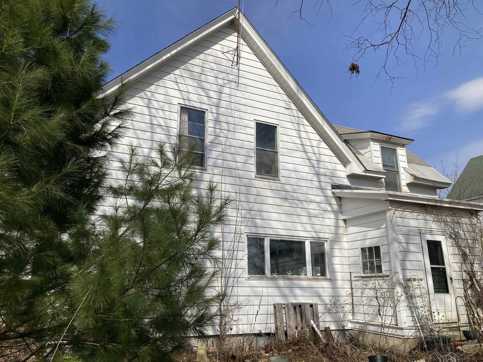 46 Beacon Street