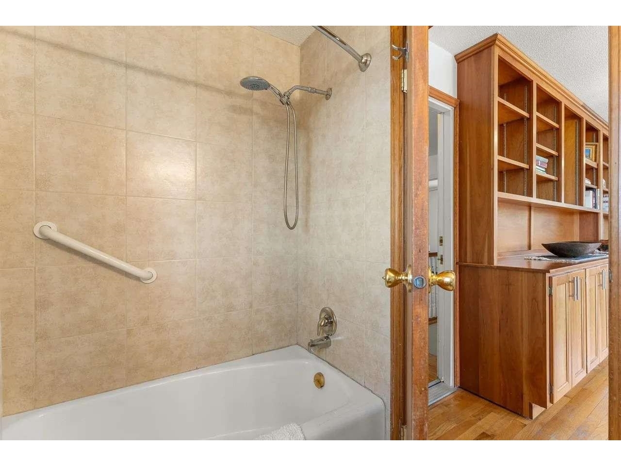 46 Chittenden Drive