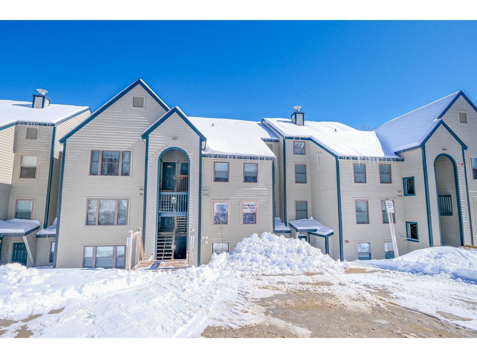 46 Fowler Road, Unit O205