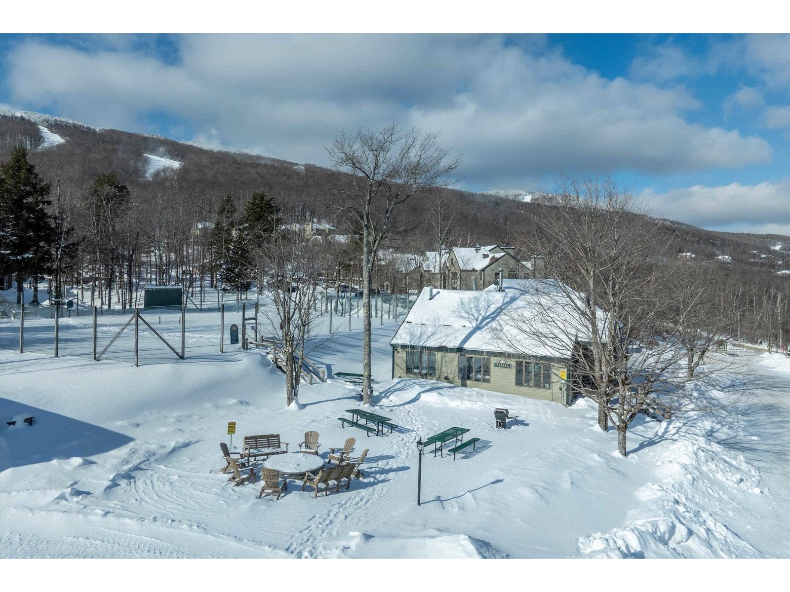 46 Fowler Road, Unit O205