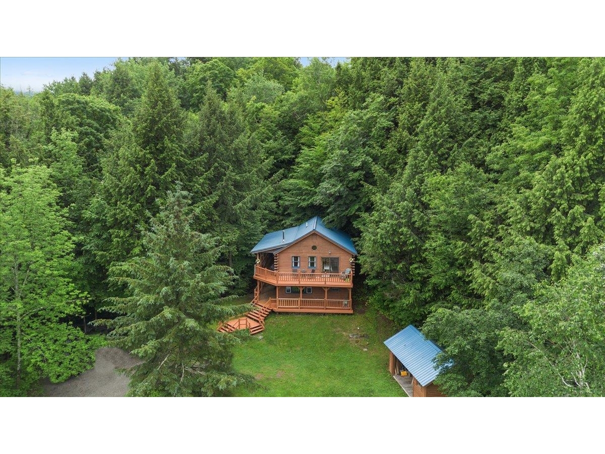 46 Log Cabin Drive