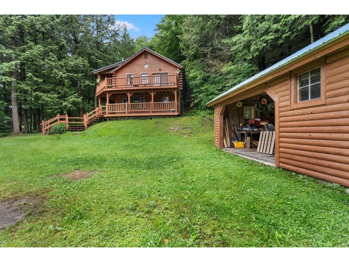 46 Log Cabin Drive