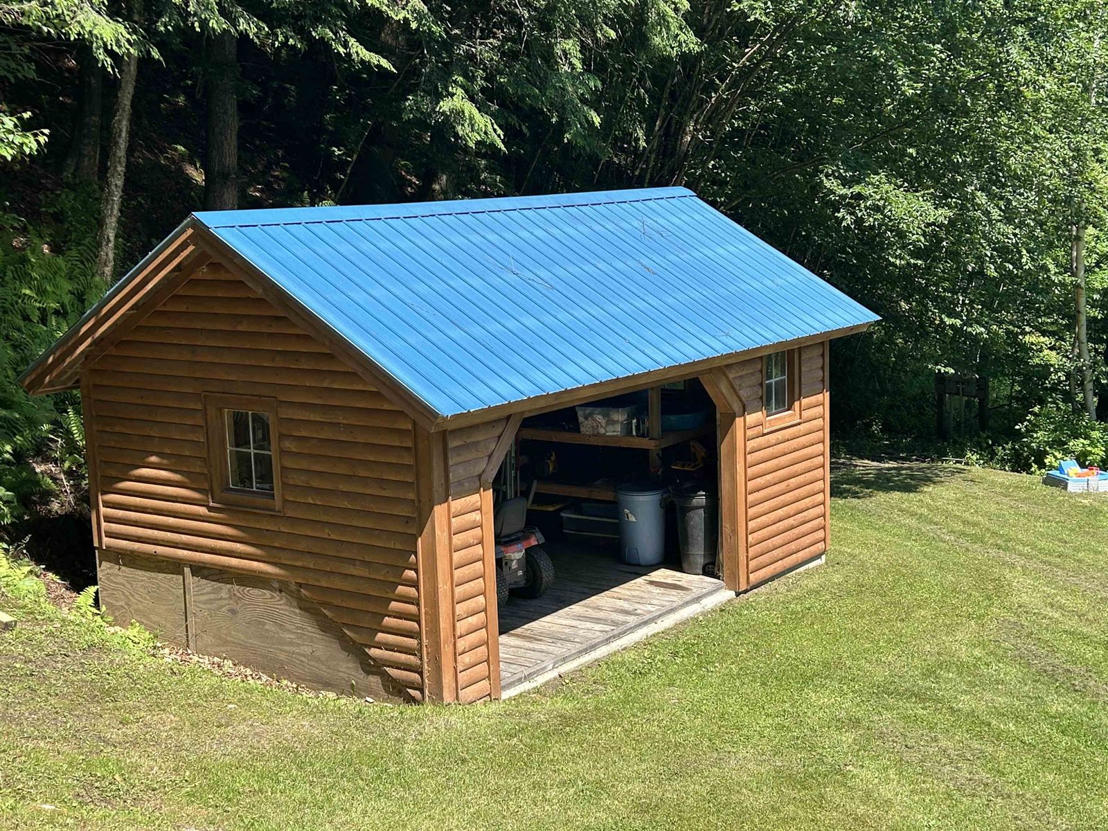 46 Log Cabin Drive