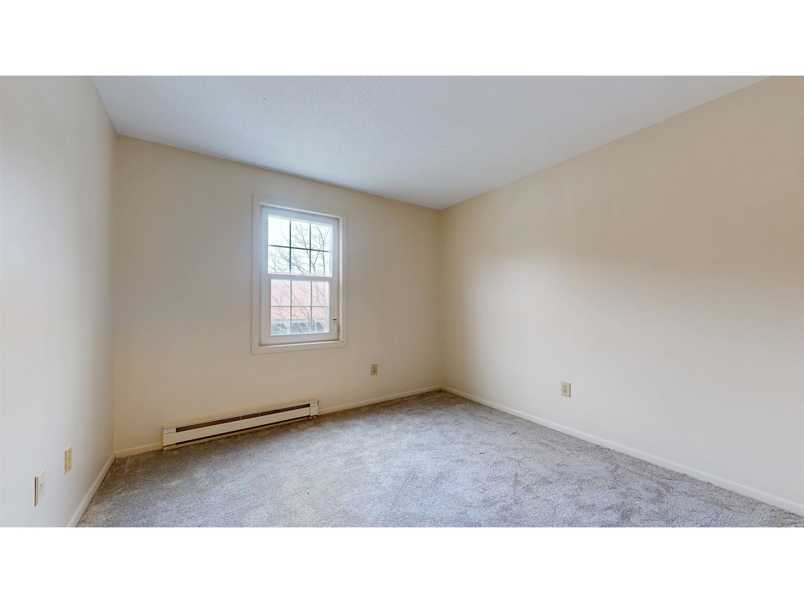 46 Twin Oaks Terrace