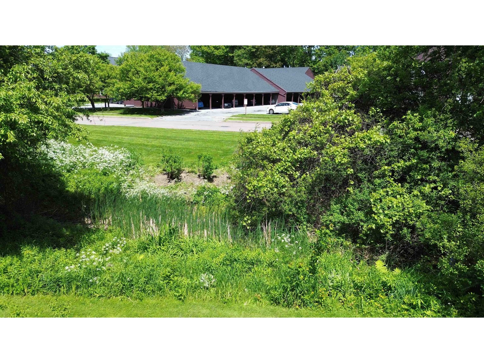 46 Twin Oaks Terrace