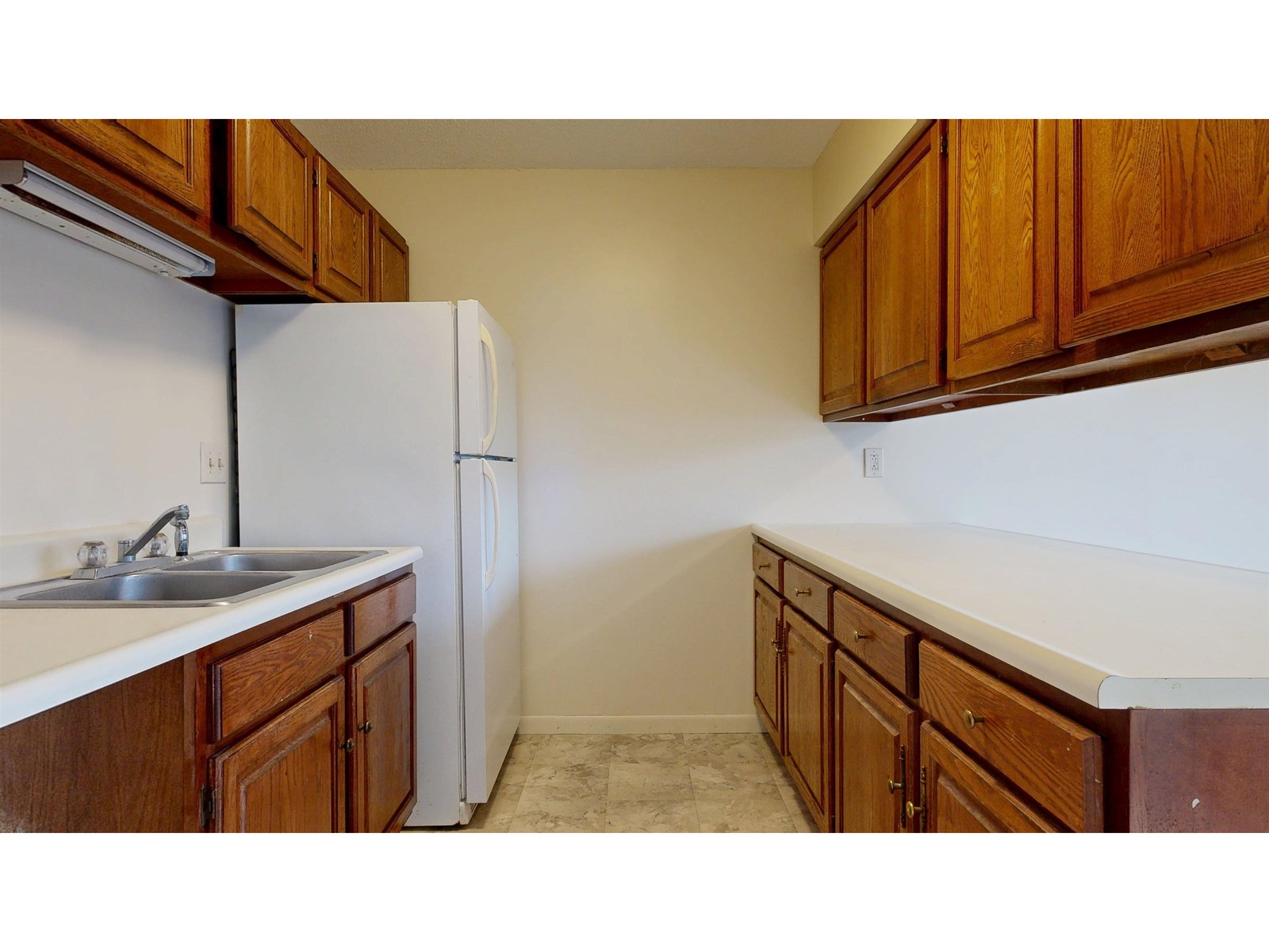 46 Twin Oaks Terrace