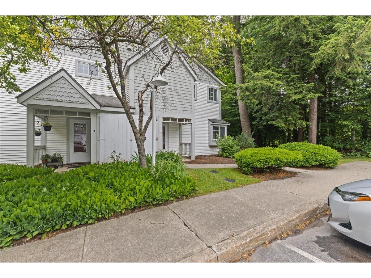 46 Winding Brook Drive, Unit 46
