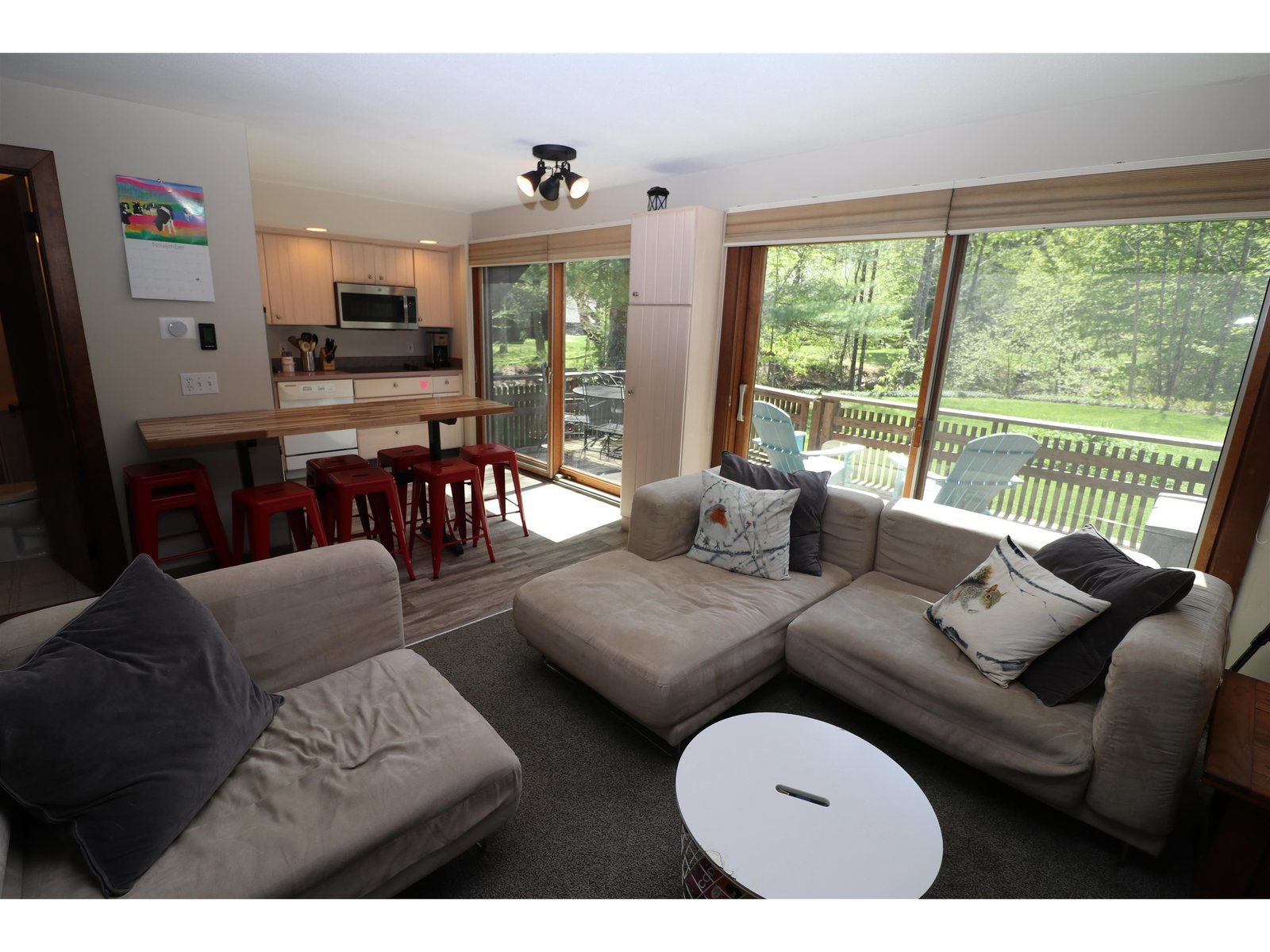 Open LR to Kitchen