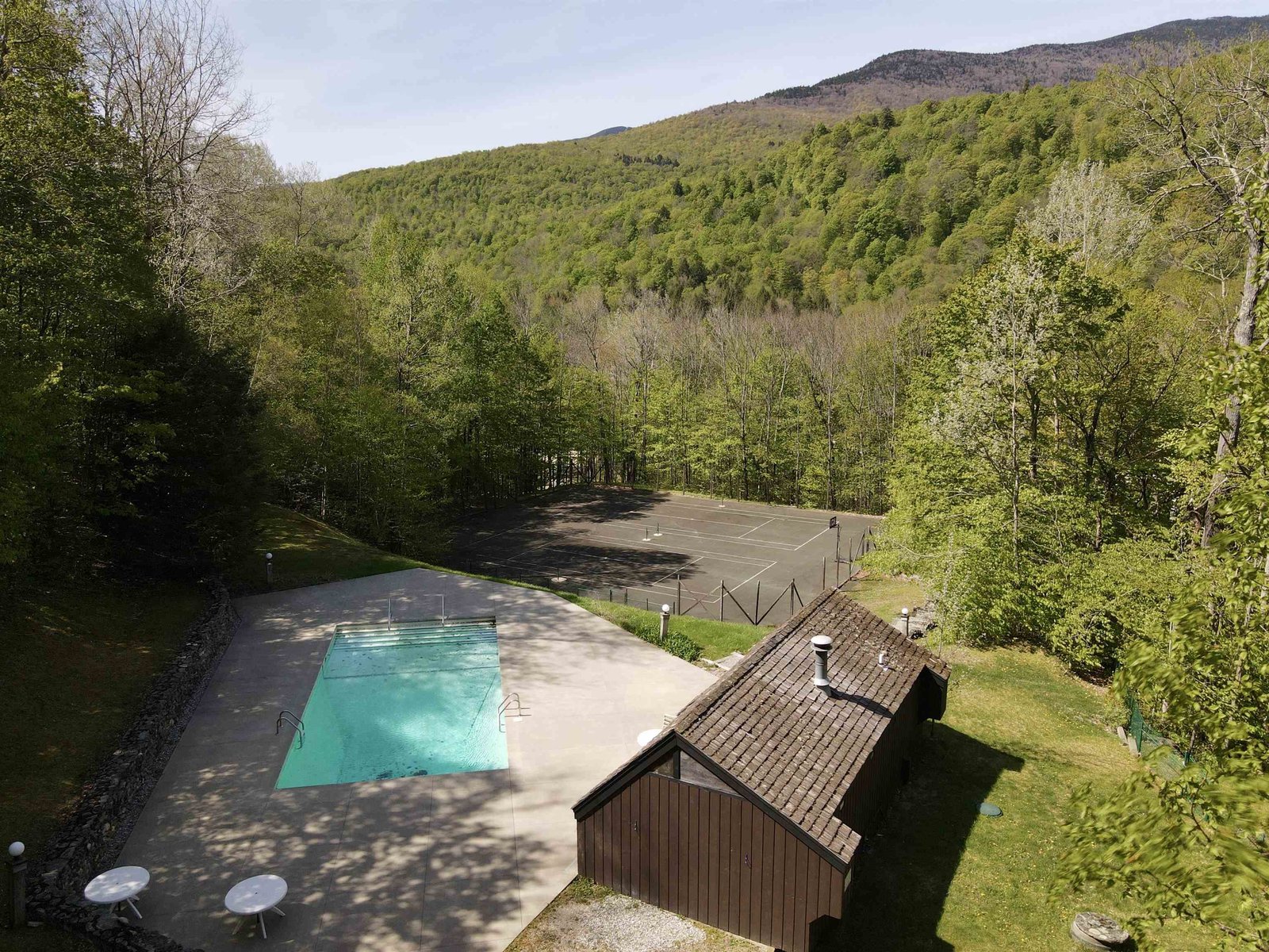 pool & tennis court facilities