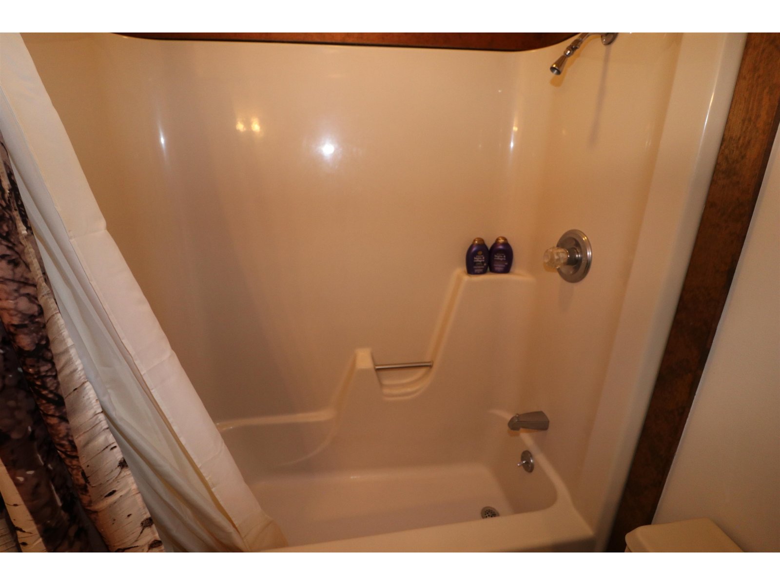 Tub & shower
