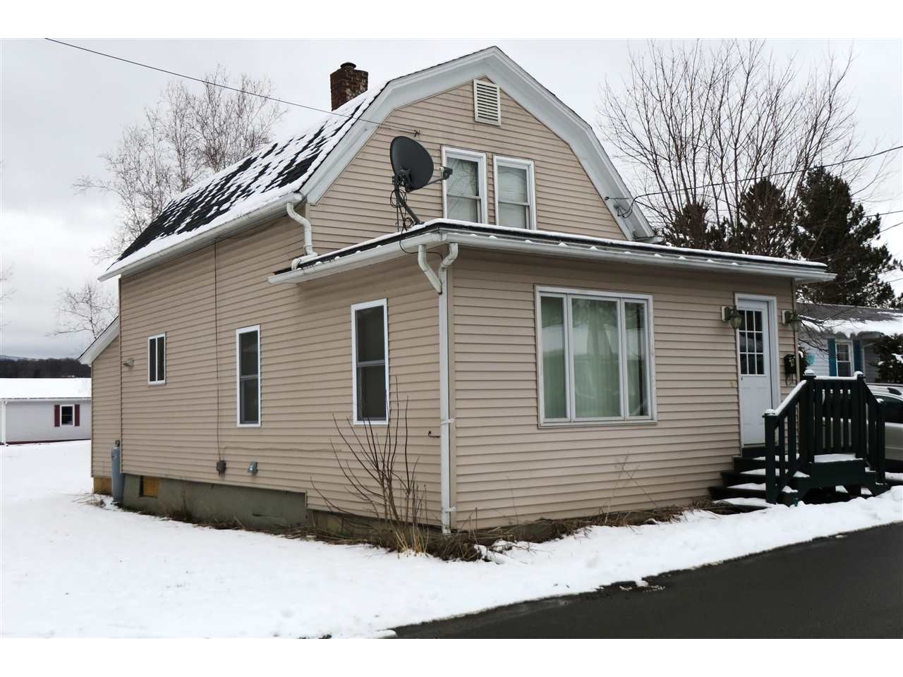 9 Chandler Avenue Orleans, Vermont Sold in 2017