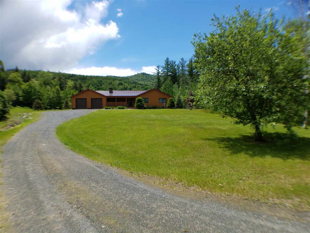 134 Hunt Farm Road Stockbridge, Vermont Sold in 2017