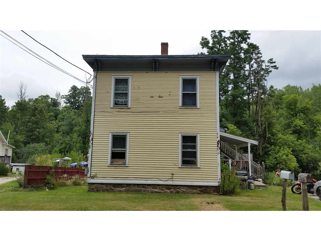 22 South Street Bristol, Vermont Sold in 2017