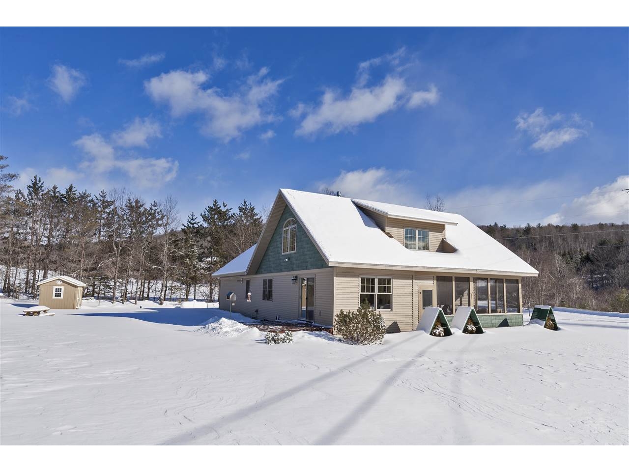 27 Dunham Road Bethel, Vermont Sold in 2017