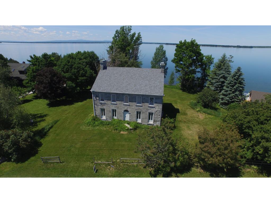 236 West Shore Road Alburgh, Vermont Sold in 2017
