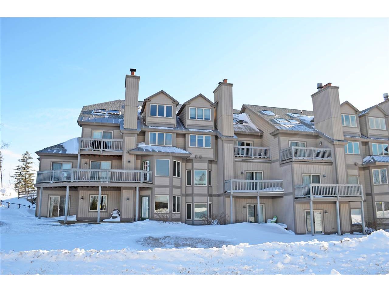 13 Daybreak Drive, Unit E303 Ludlow, Vermont Sold in 2019