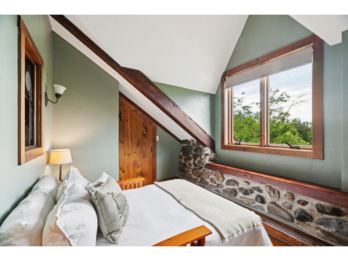 4626 Elmore Mountain Road