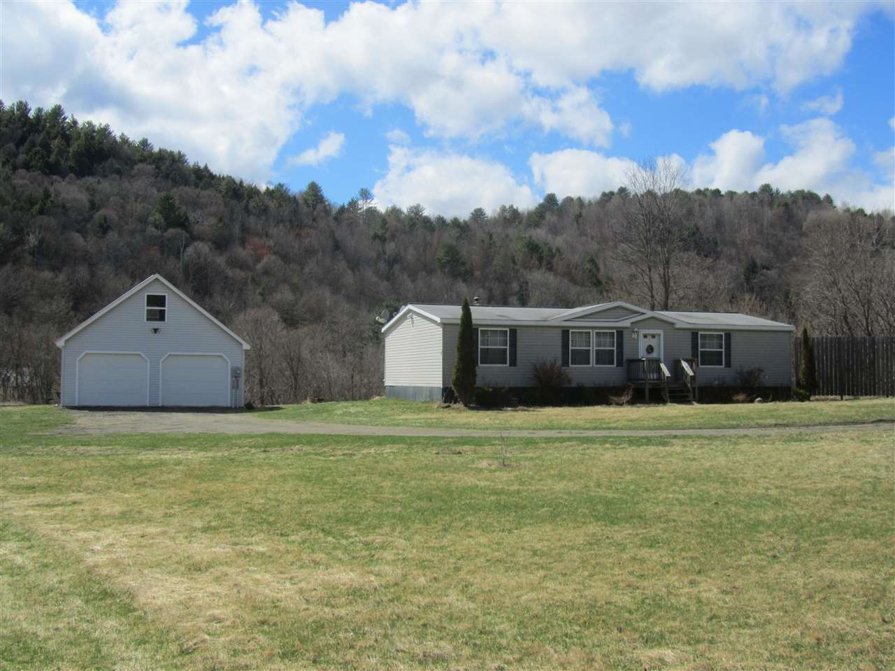493 Vt Rt 14 Road Bethel, Vermont Sold in 2017
