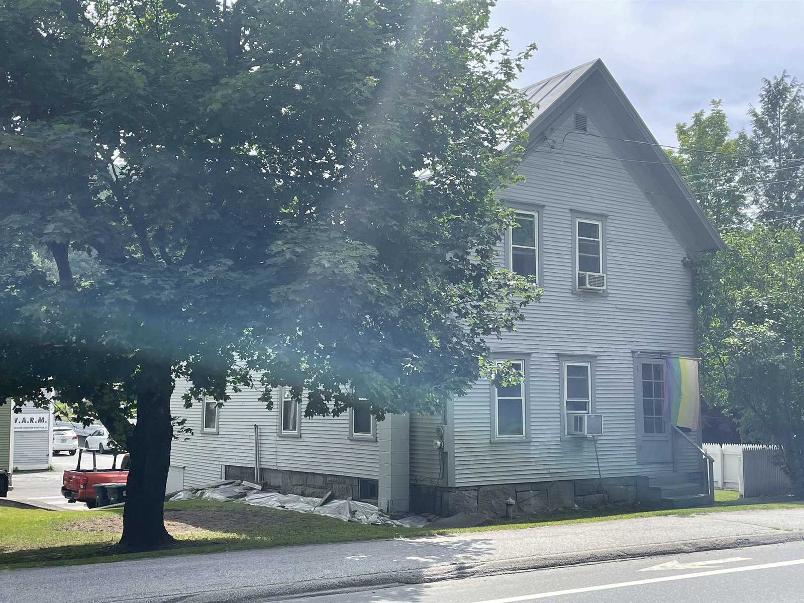 463 Elm Street