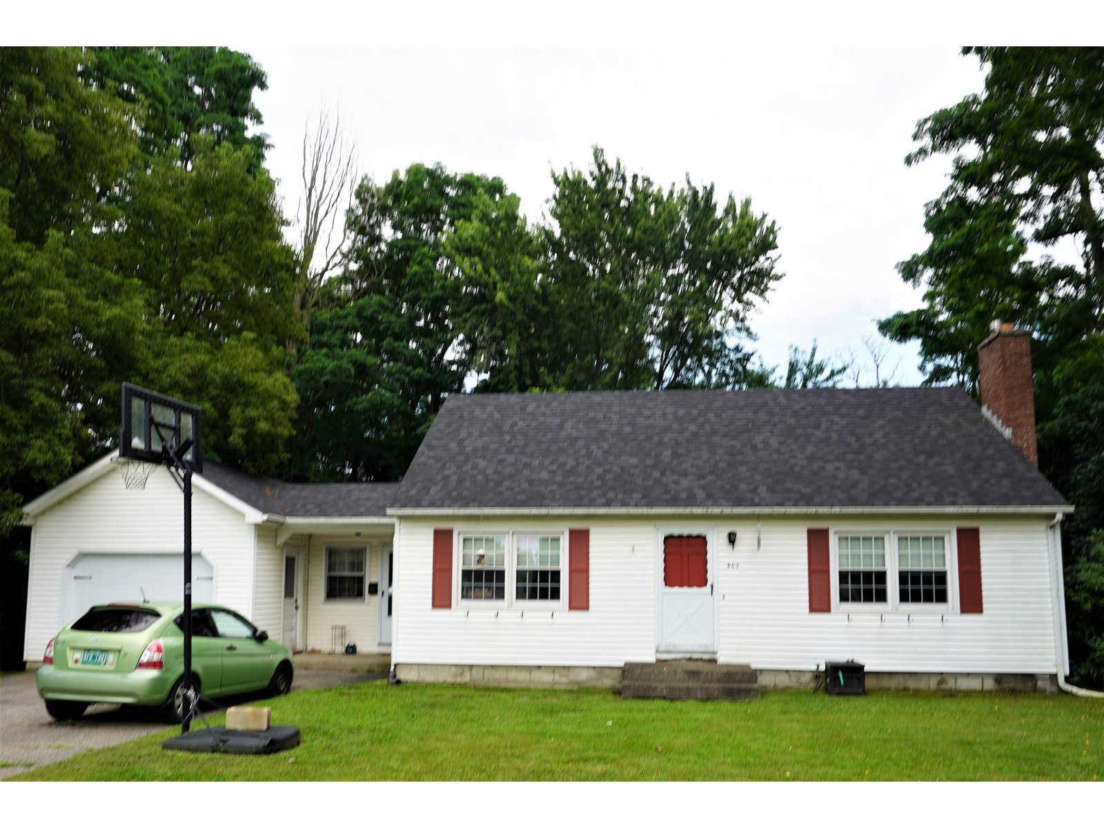 463 Ethan Allen Parkway, Burlington 463 Ethan Allen Parkway, Burlington