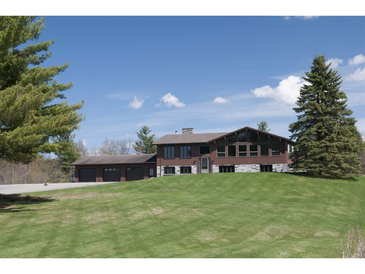 462 North Derby Road Derby, Vermont Sold in 2017