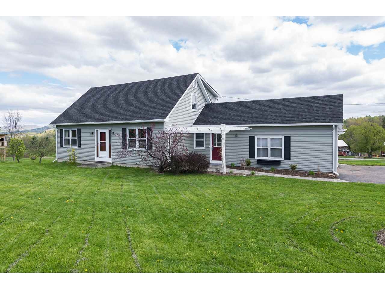 2202 East Road Colchester, Vermont Sold in 2017 Coldwell Banker