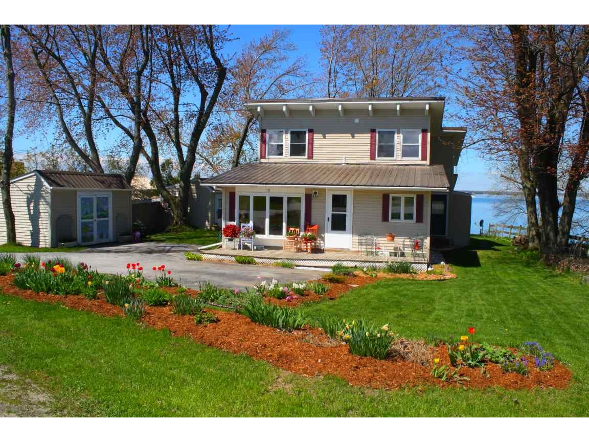 18 West Shore Road Alburgh, Vermont Sold in 2017 Coldwell Banker