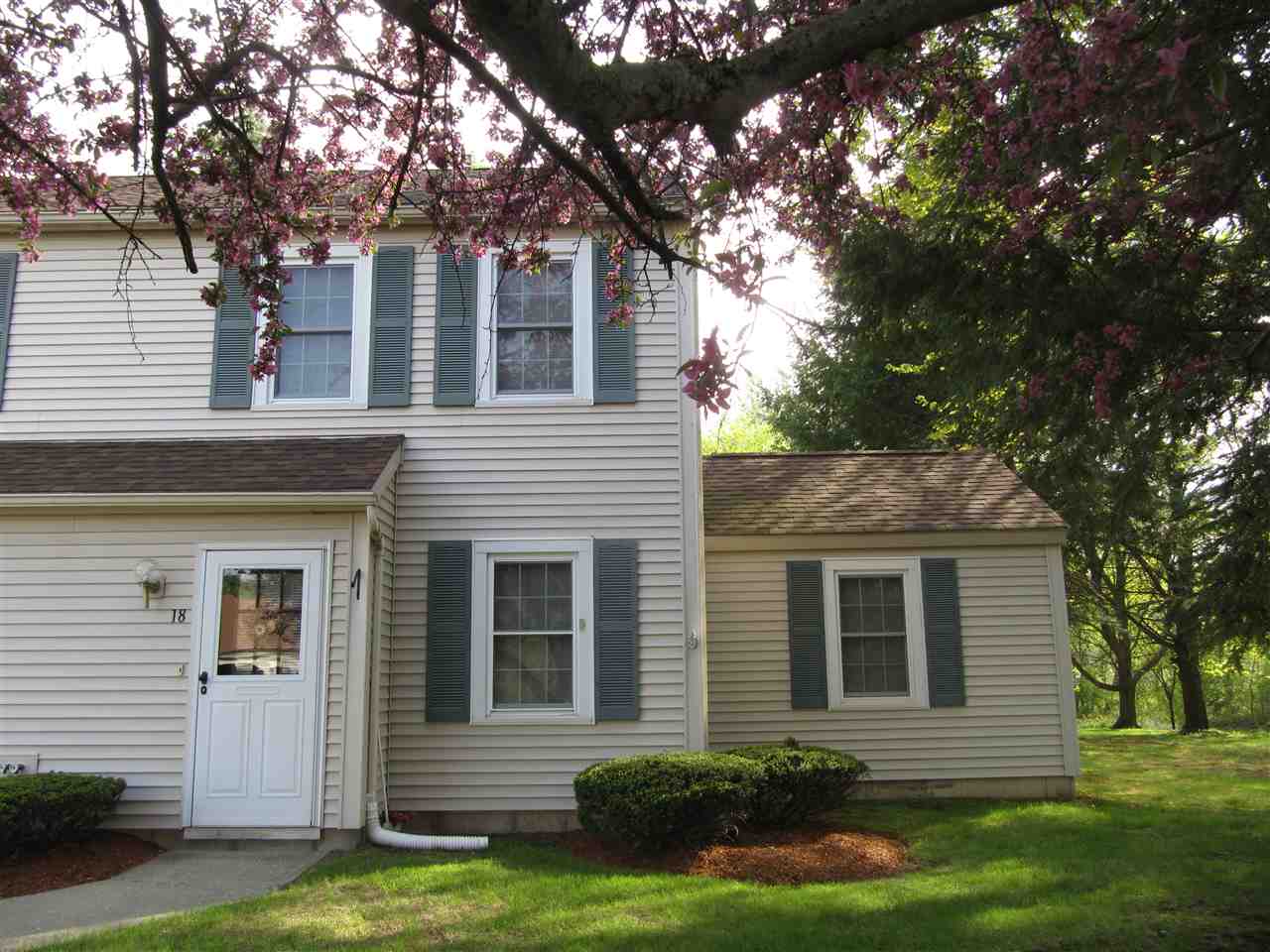 17 Brickyard Road, Unit 18 Essex Junction, Vermont Sold in 2017