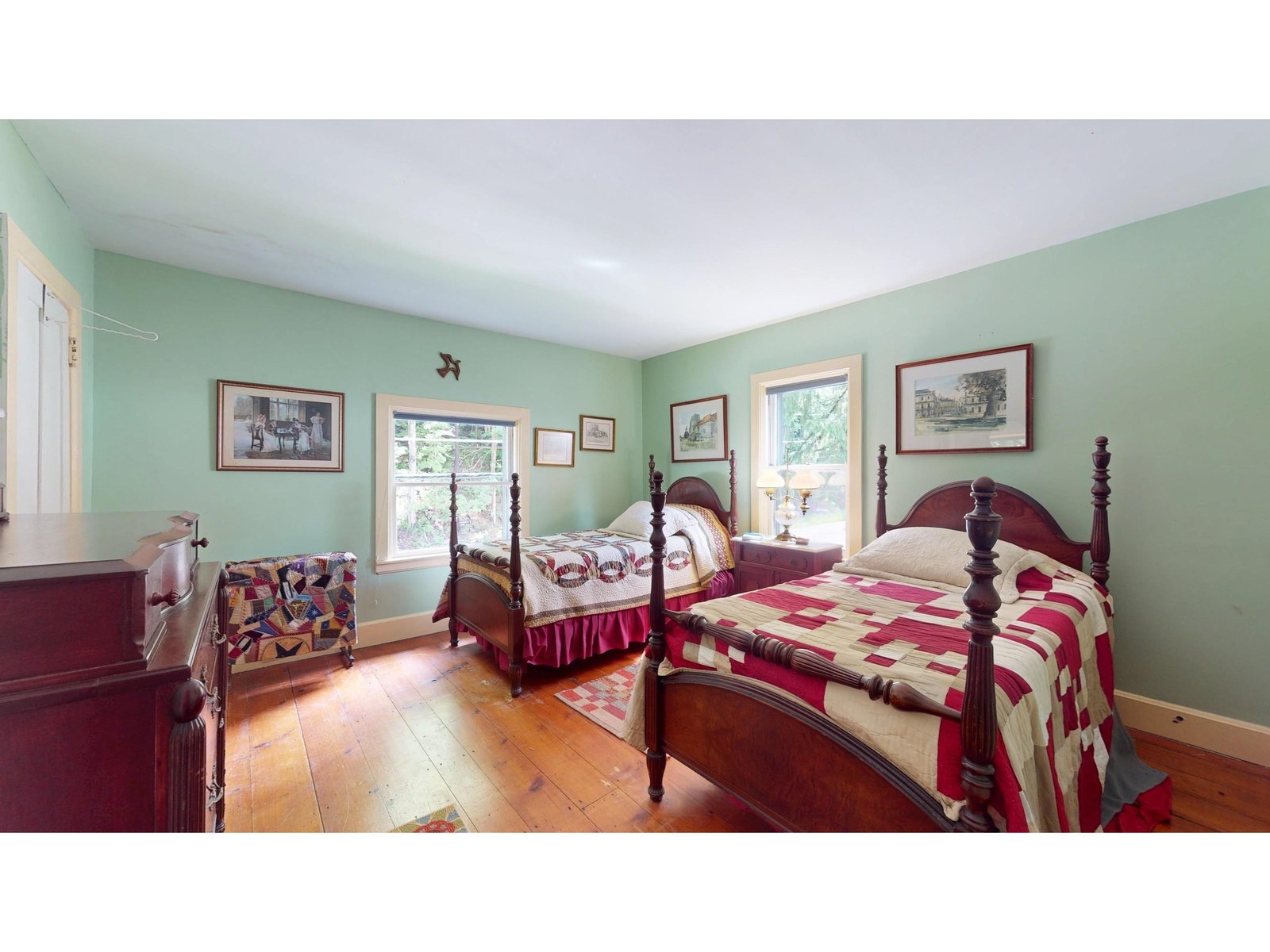 464 East Main Street