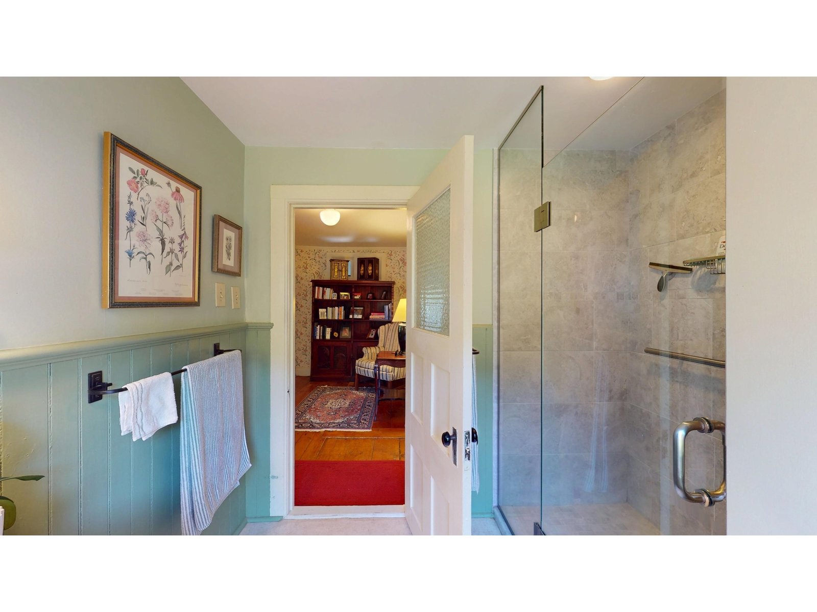 464 East Main Street