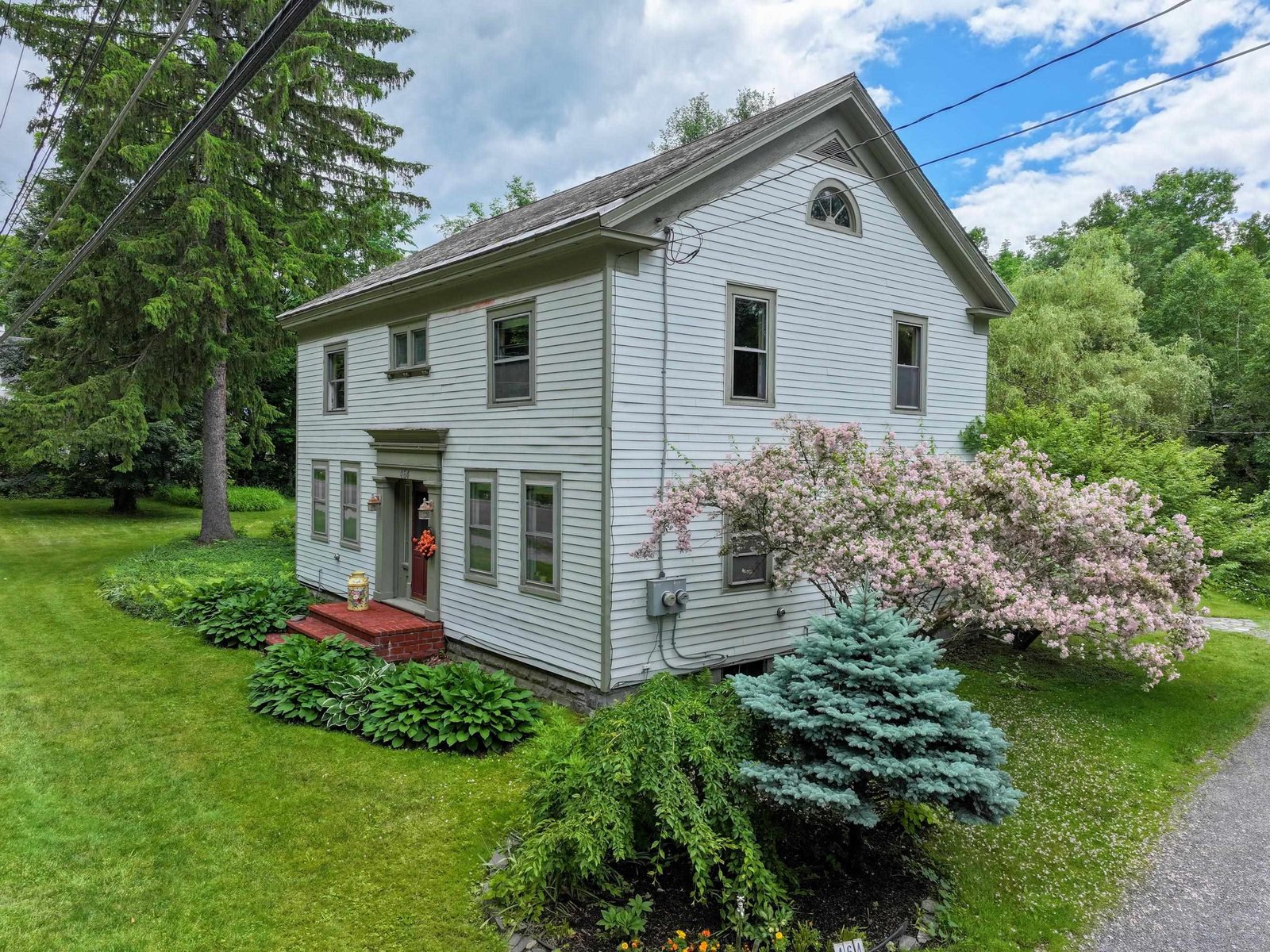 464 East Main Street